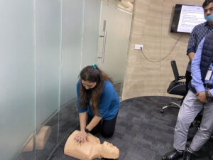 Learning CPR Training from Magic eye first aid