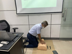 first aid and cpr certificate course